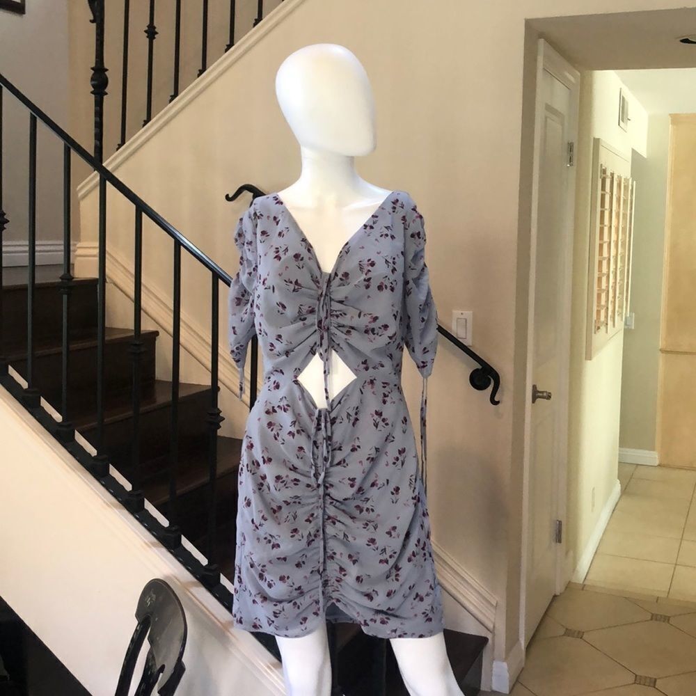 WAYF Larissa Rouched Mini Dress Size Medium - Picture 2 of 8